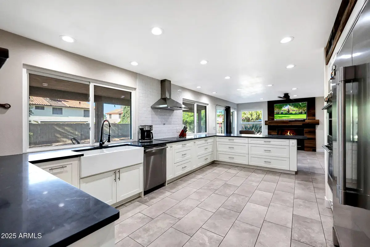 4609 E Le Marche Avenue, Phoenix, AZ 85032 - Image #1