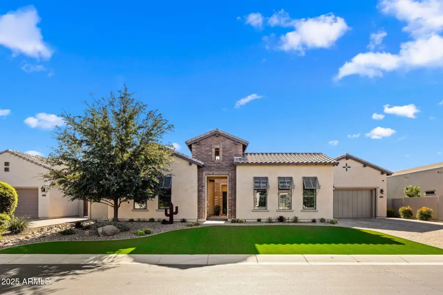 2521 E Turnberry Drive, Gilbert, AZ 85298 - Image #2