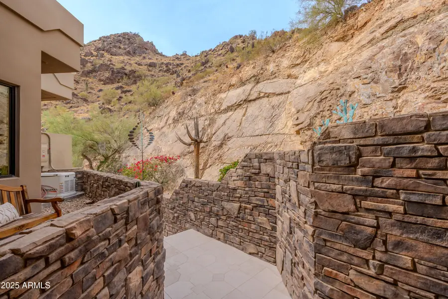 5678 E Cheney Drive, Paradise Valley, AZ 85253 - Image #3