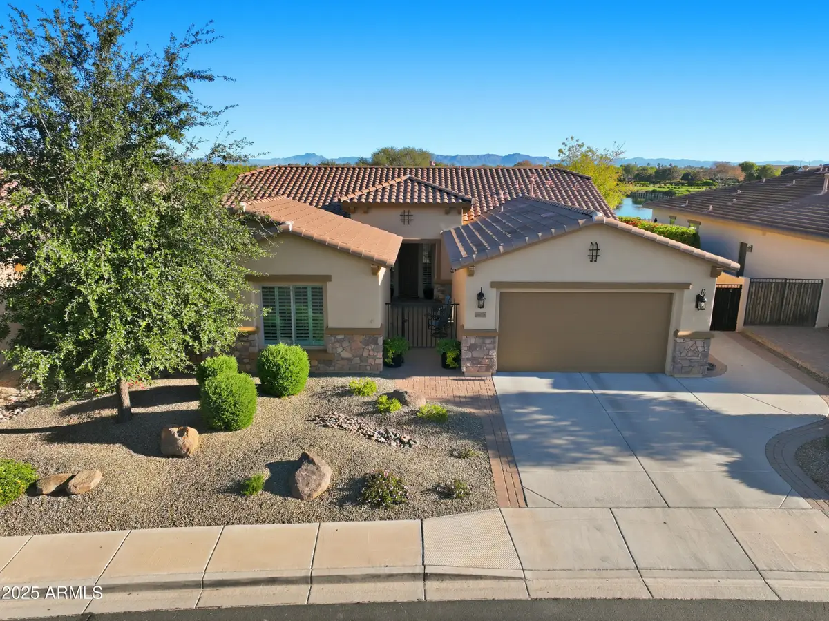 6679 S Lyon Drive, Gilbert, AZ 85298 - Image #1