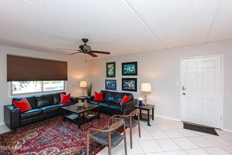 4201 E Camelback Road #51, Phoenix, AZ 85018 - Image #2