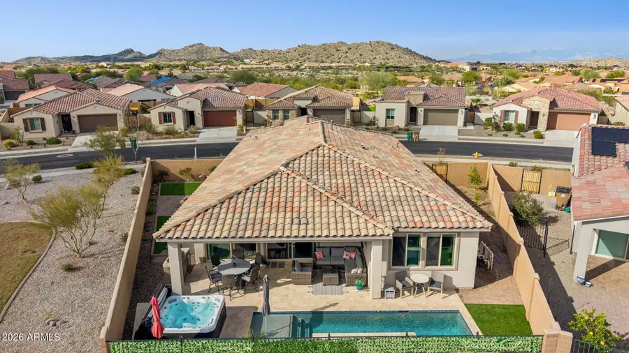 17877 W Thistle Landing Drive, Goodyear, AZ 85338 - Image #2