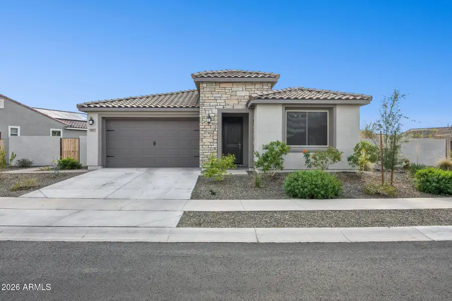 17877 W Thistle Landing Drive, Goodyear, AZ 85338 - Image #3