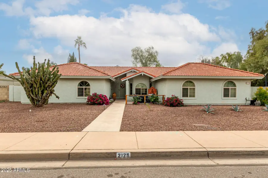 2129 E Jensen Street, Mesa, AZ 85213 - Image #2