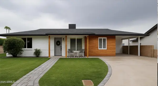 2917 E Pinchot Avenue, Phoenix, AZ 85016