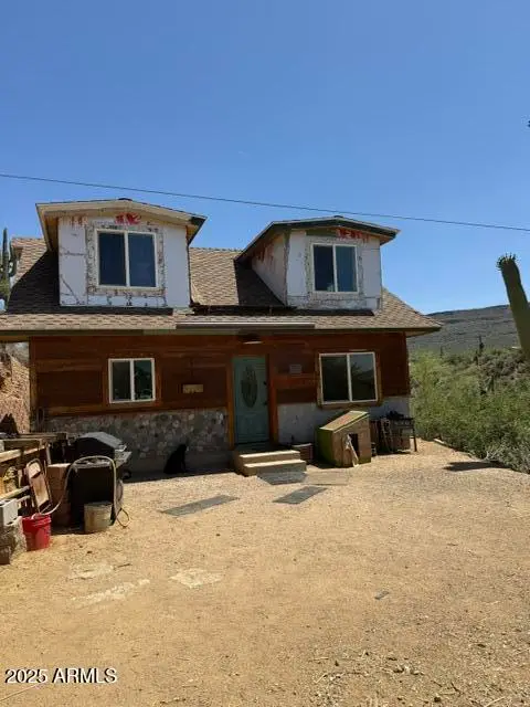 32050 S Lisa Drive, Black Canyon City, AZ 85324