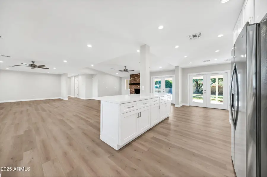 641 W Linger Lane, Phoenix, AZ 85021 - Image #3