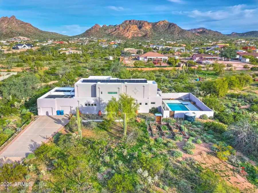 132 E Kaniksu Street, Apache Junction, AZ 85119 - Image #2