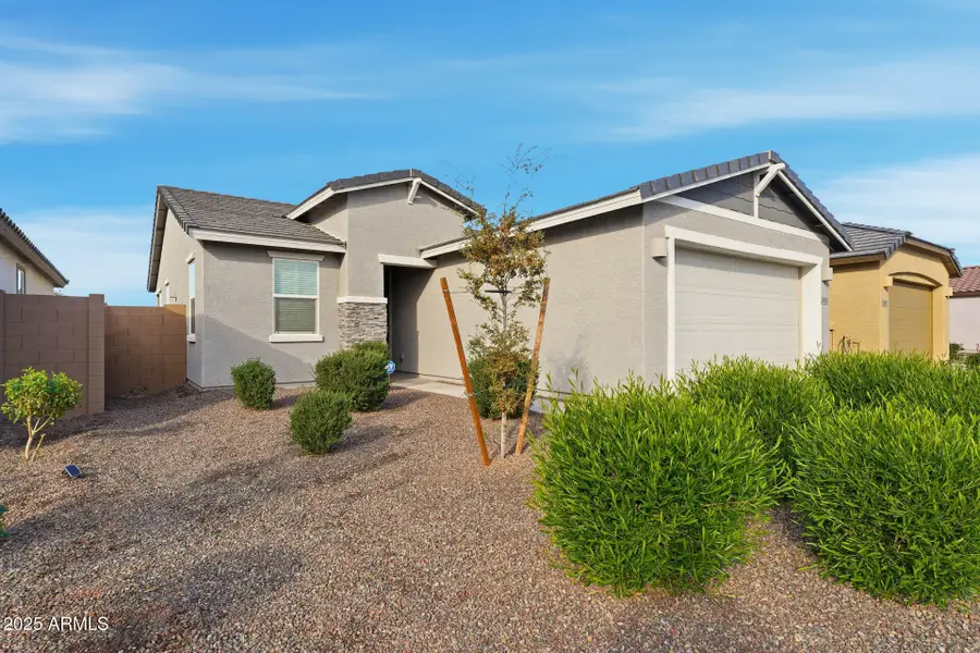 38030 N Front Runner Lane, San Tan Valley, AZ 85140 - Image #2