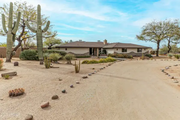 5911 E Peak View Road, Cave Creek, AZ 85331