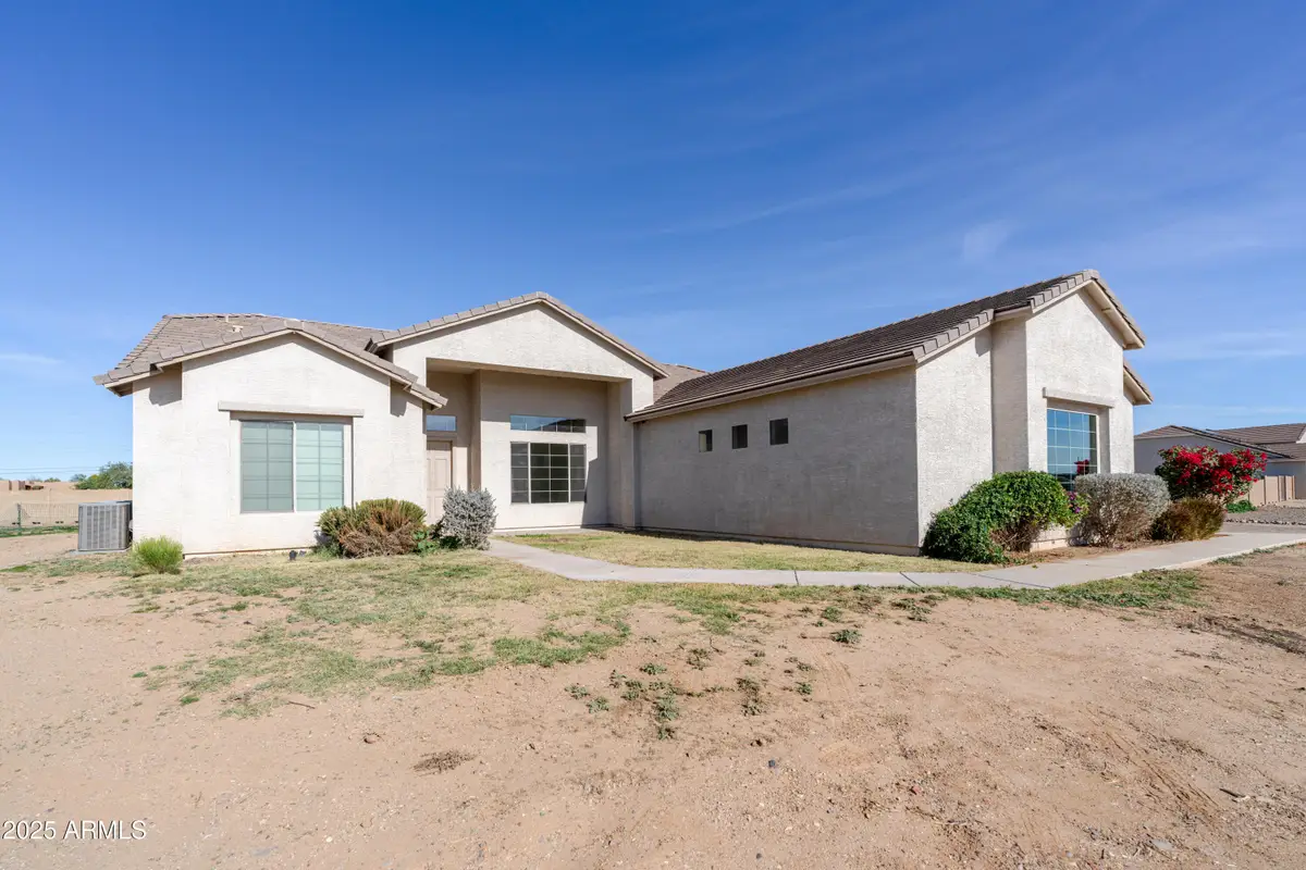 22330 W White Feather Lane, Wittmann, AZ 85361 - Image #1