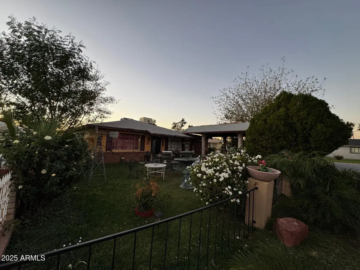 1812 N 32nd Place, Phoenix, AZ 85008 - Image #1
