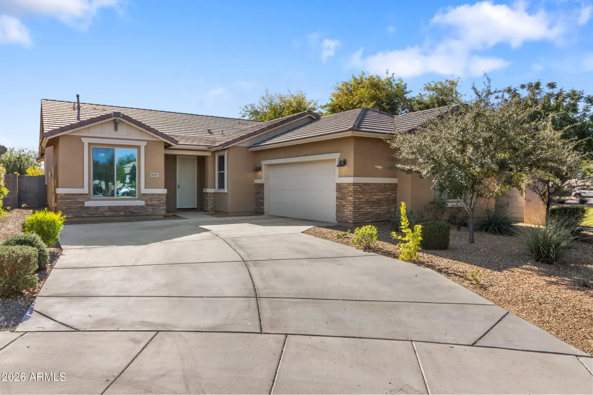 10257 W Lawrence Lane, Peoria, AZ 85345 - Image #1