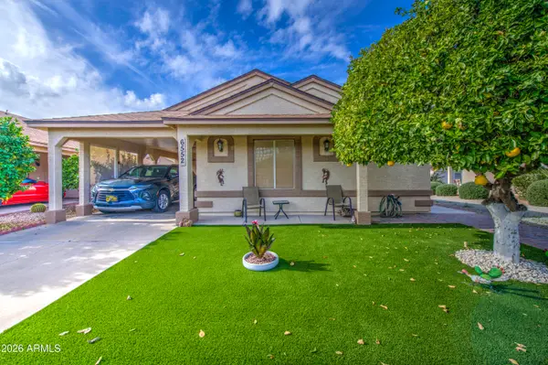 6552 S Sawgrass Drive, Chandler, AZ 85249