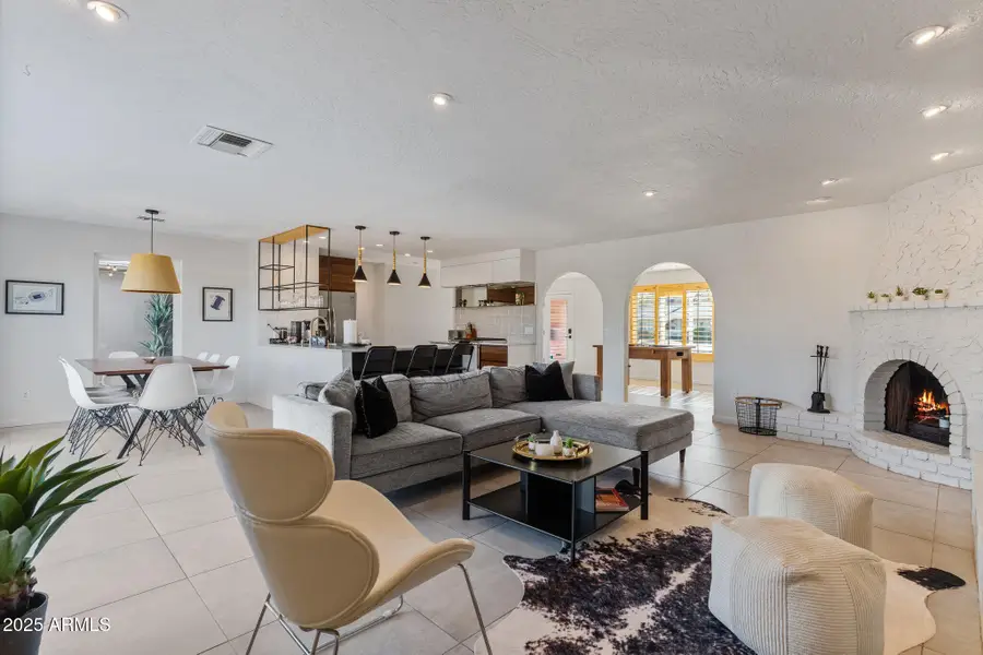 8450 E Montecito Avenue, Scottsdale, AZ 85251 - Image #2