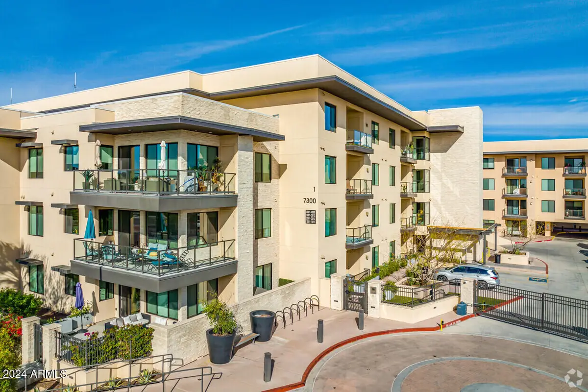 7300 E Earll Drive #1012, Scottsdale, AZ 85251 - Image #1