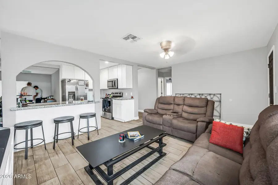 2302 E Yale Street, Phoenix, AZ 85006 - Image #2