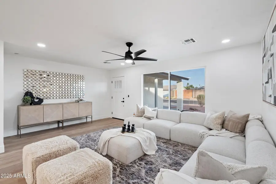 2937 E Libby Street, Phoenix, AZ 85032 - Image #2