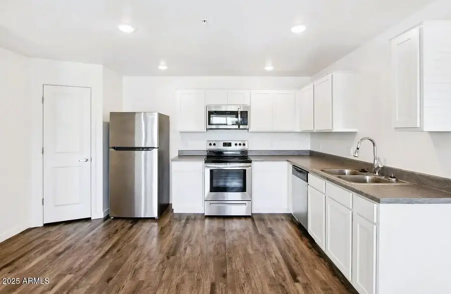 12945 W Greenway Road #36, El Mirage, AZ 85335 - Image #3