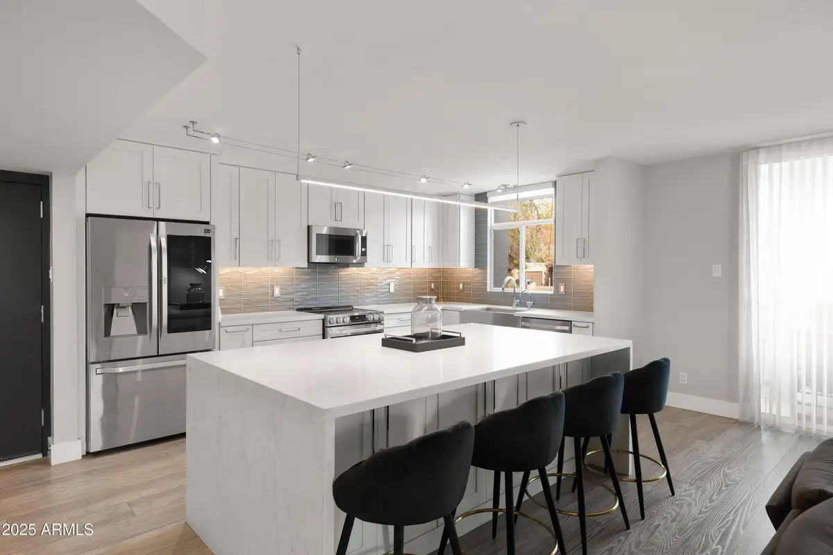 6502 N Central Avenue #A103, Phoenix, AZ 85012 - Image #1