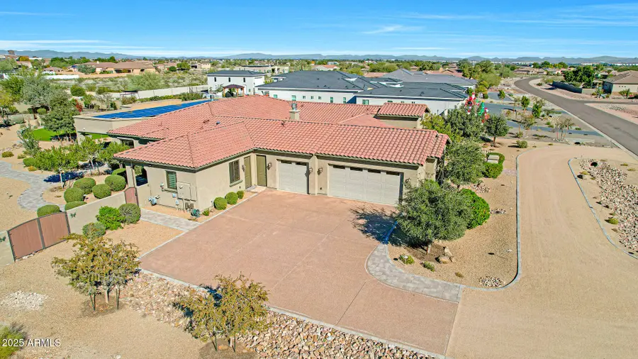 20112 W Whitton Avenue, Buckeye, AZ 85396 - Image #2