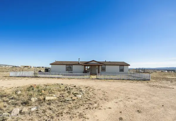 26785 N Dark Sky Drive, Paulden, AZ 86334