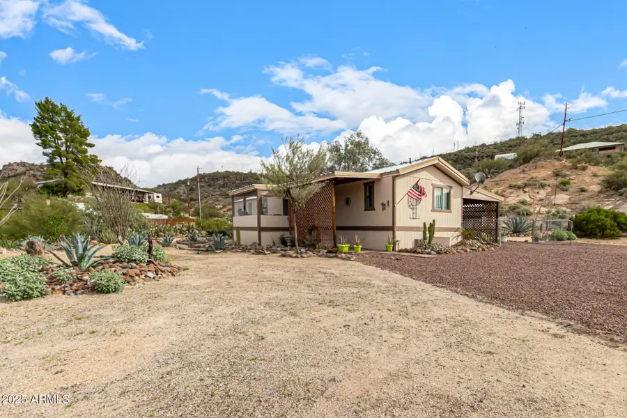 34905 S School Loop Road, Black Canyon City, AZ 85324 - Image #2