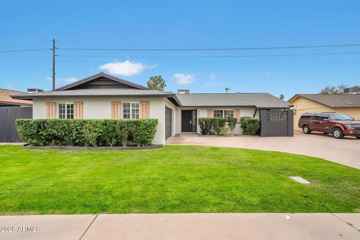 8631 E Plaza Avenue, Scottsdale, AZ 85250 - Image #1