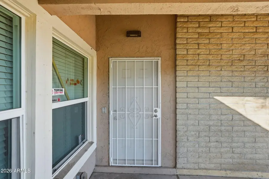 5517 W Zoe Ella Way, Glendale, AZ 85306 - Image #3