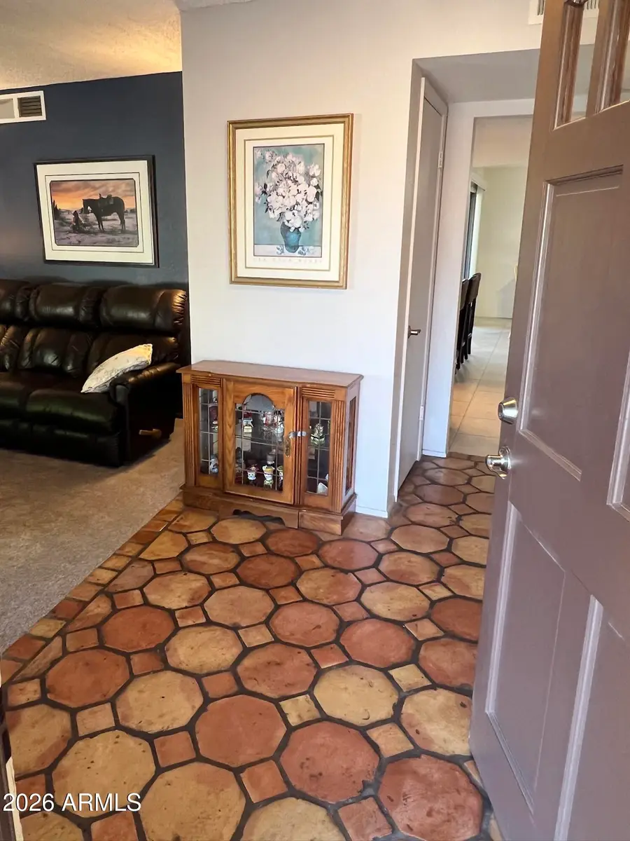 1701 E Julie Drive, Tempe, AZ 85283 - Image #3