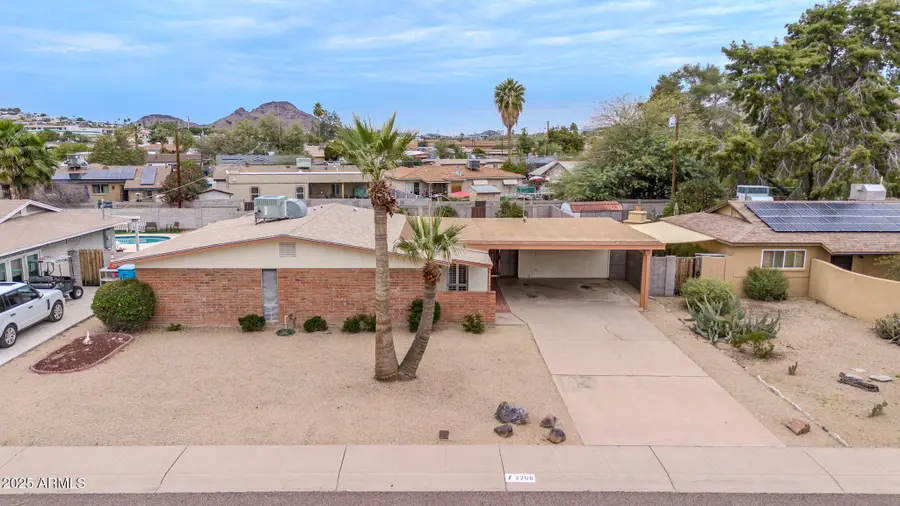 2208 E Sylvia Street, Phoenix, AZ 85022 - Image #2