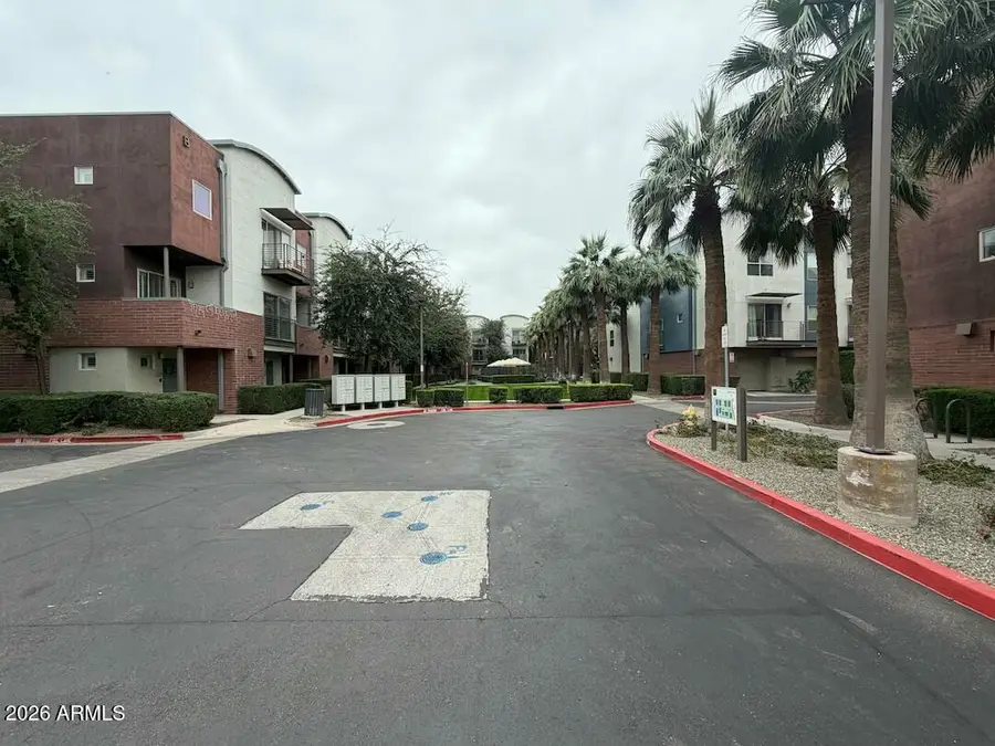 525 W Lakeside Drive #141, Tempe, AZ 85281 - Image #2