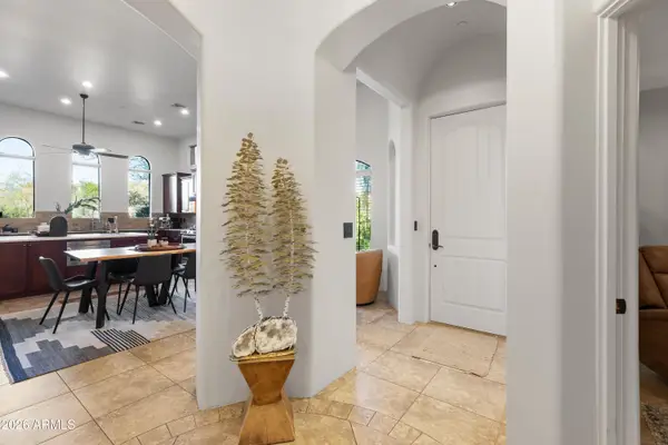 7199 E Ridgeview Place #101, Carefree, AZ 85377