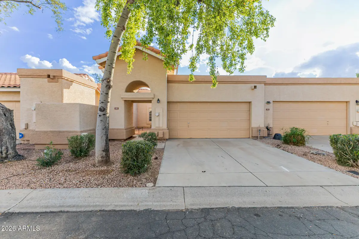 365 W Lodge Drive, Tempe, AZ 85283 - Image #1