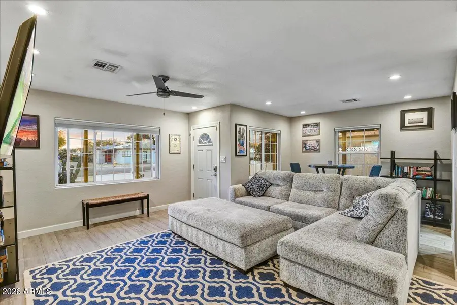 4325 N 19th Place, Phoenix, AZ 85016 - Image #3