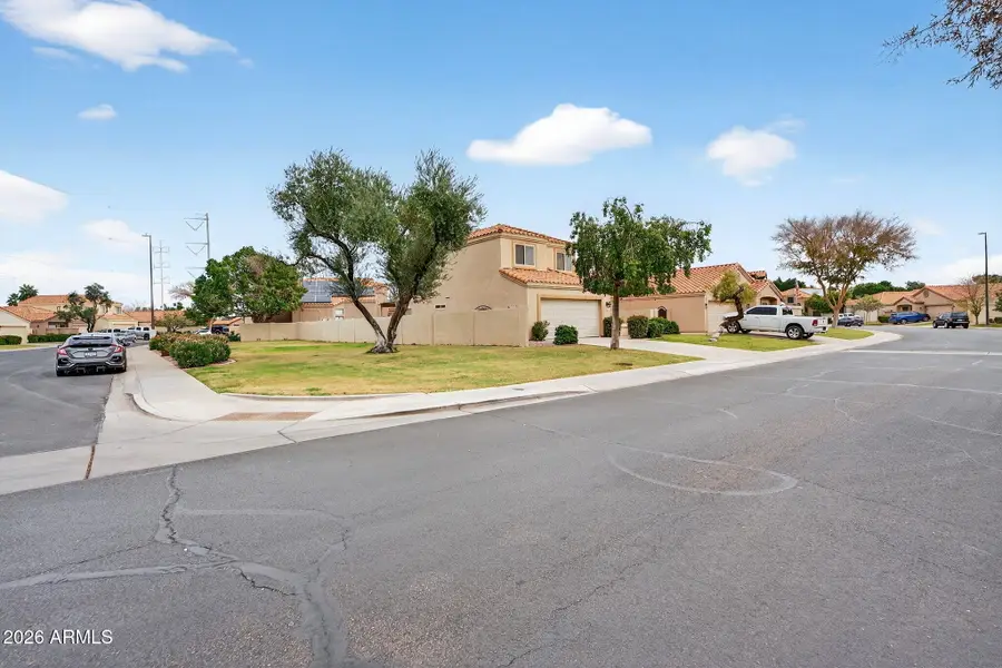 310 E Vaughn Avenue, Gilbert, AZ 85234 - Image #3