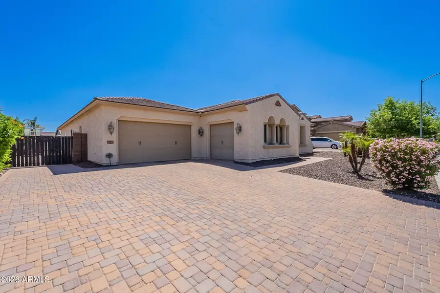 9345 W Robin Lane, Peoria, AZ 85383 - Image #3