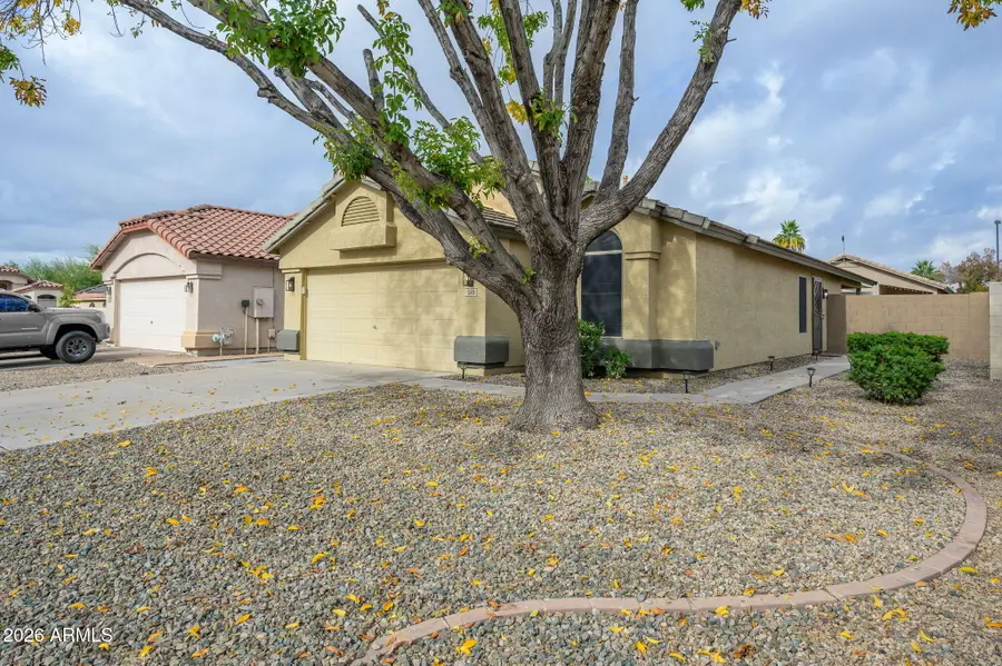 590 E Kyle Drive, Gilbert, AZ 85296 - Image #2
