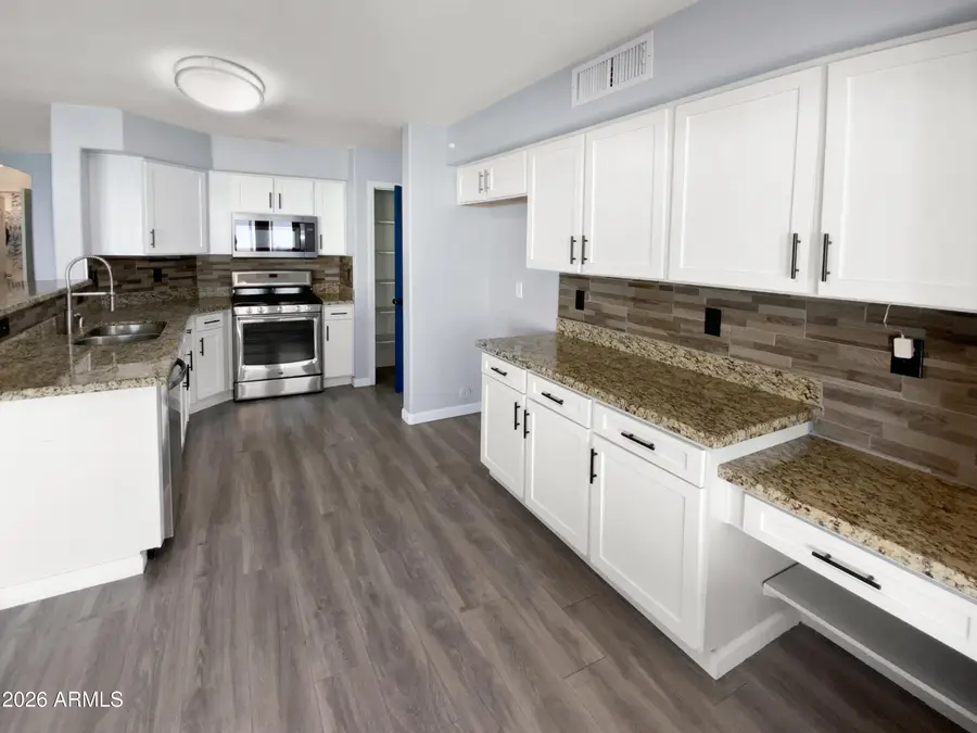 6408 W Chisum Trail, Phoenix, AZ 85083 - Image #2