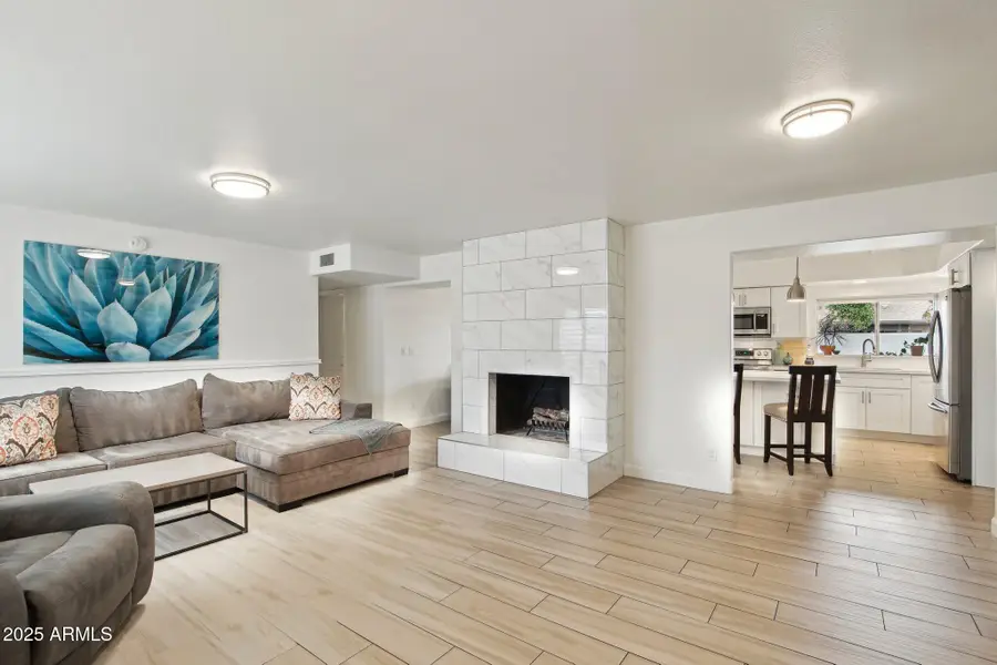 5119 E Shaw Butte Drive, Phoenix, AZ 85254 - Image #3