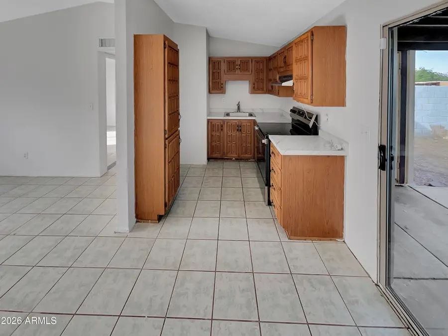 3646 N 69th Avenue #36, Phoenix, AZ 85033 - Image #2