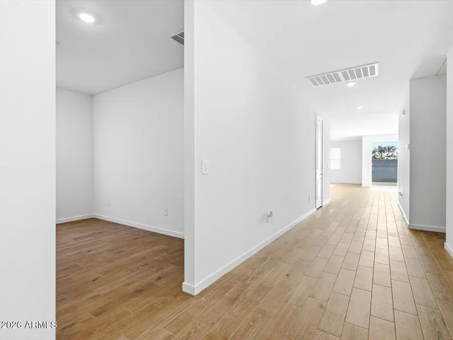 32869 N Vineyard Avenue, San Tan Valley, AZ 85143 - Image #3