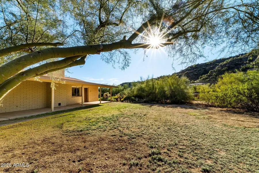 9004 E Grandview Drive, Mesa, AZ 85207 - Image #3