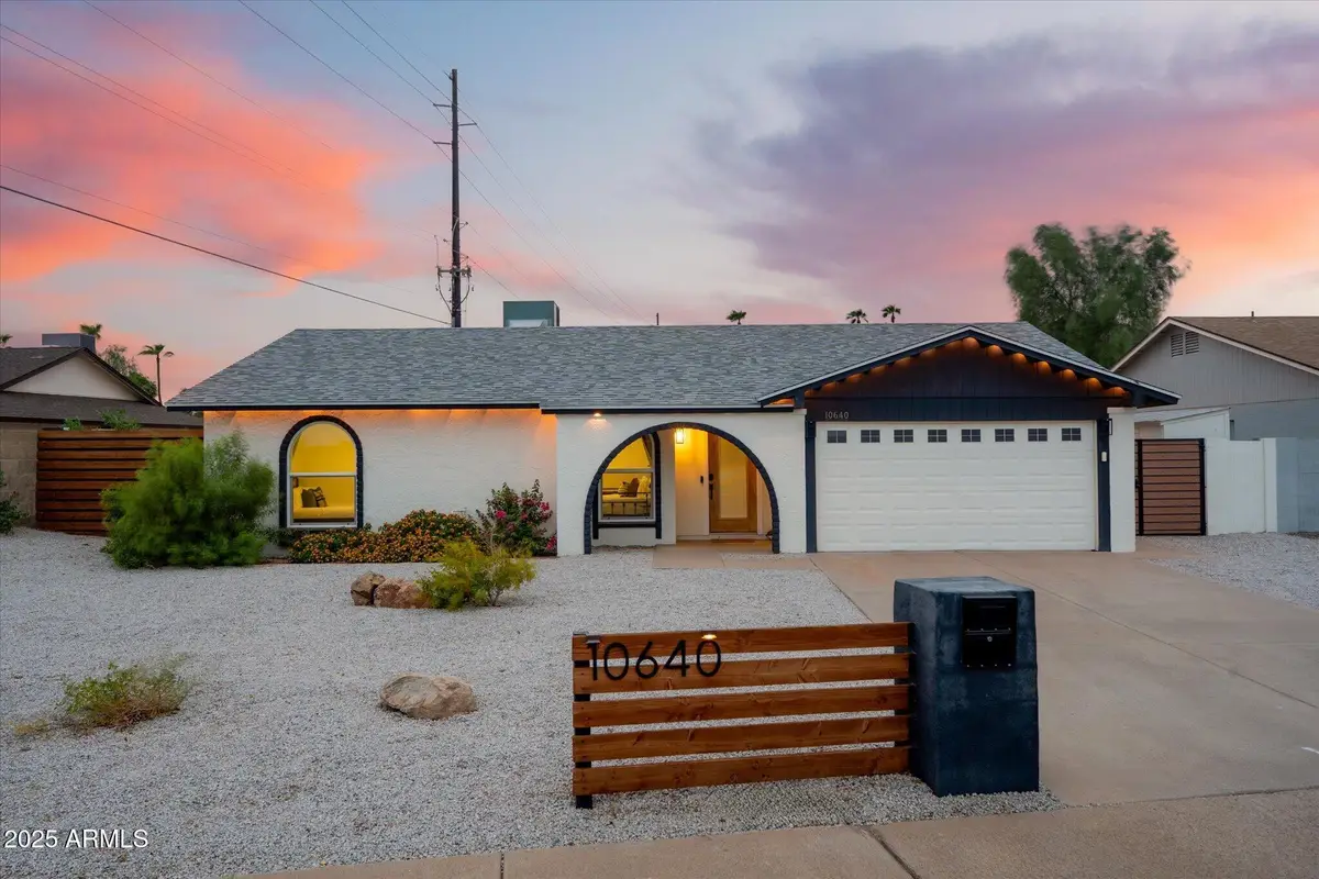 10640 S 44th Street, Phoenix, AZ 85044 - Image #1