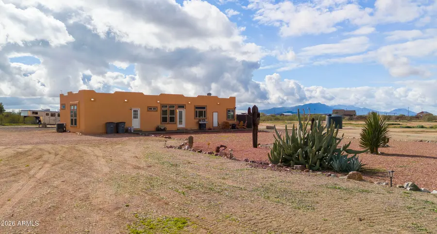 46109 W J-1 Ranch Road, Wickenburg, AZ 85390 - Image #2
