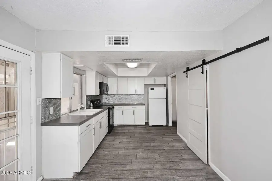 2416 W Caribbean Lane #2, Phoenix, AZ 85023 - Image #3