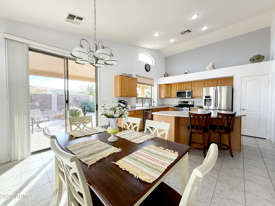 17527 N Phoenician Drive, Surprise, AZ 85374 - Image #2