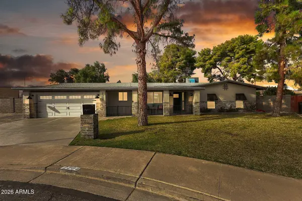 2204 E Dartmouth Street, Mesa, AZ 85213