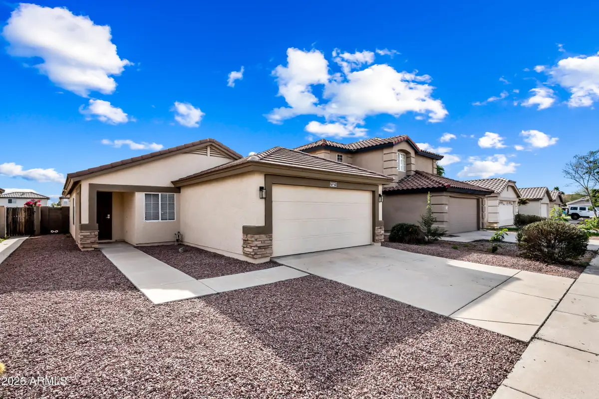 11211 W Heatherbrae Drive, Phoenix, AZ 85037 - Image #1