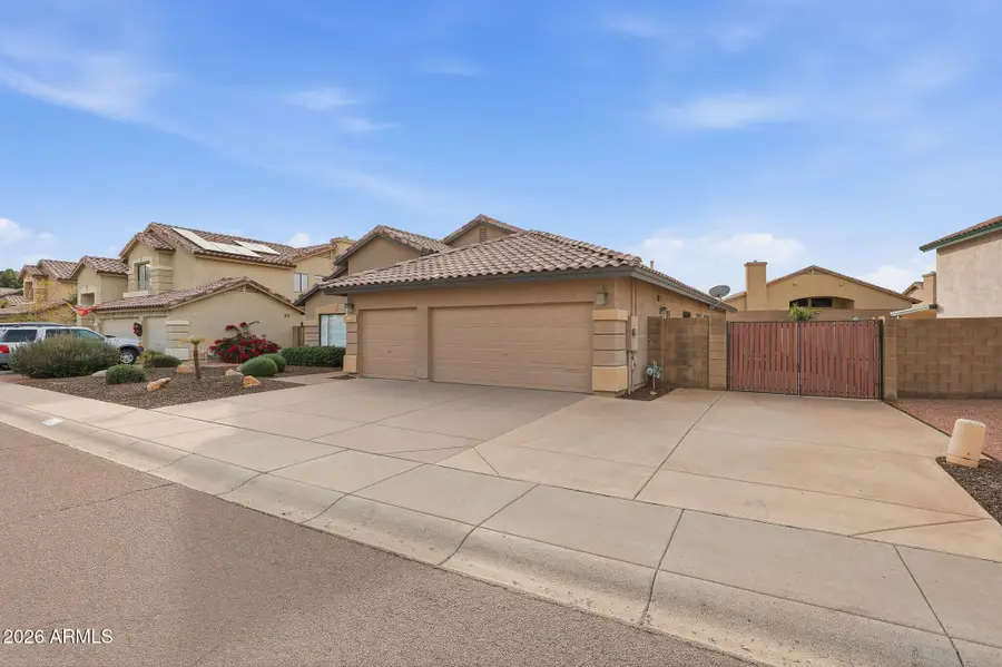 1623 E Runion Drive, Phoenix, AZ 85024 - Image #2